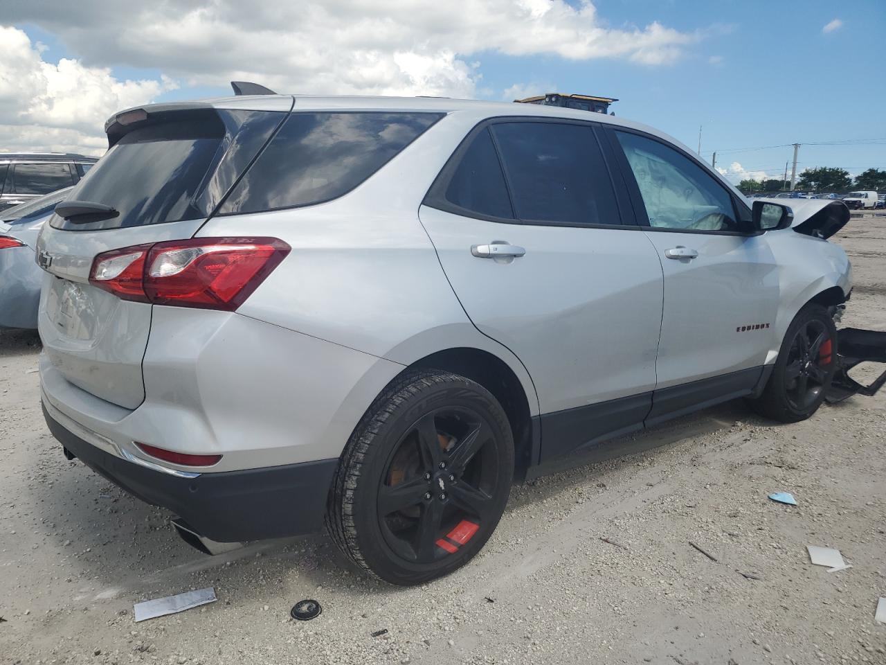 2019 Chevrolet Equinox Lt - Image 3