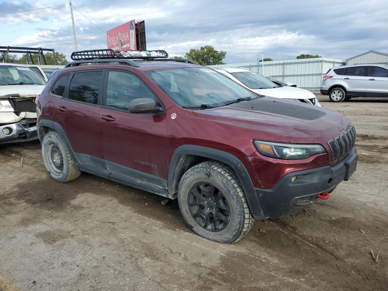 2019 Jeep Cherokee Trailhawk - Image 4