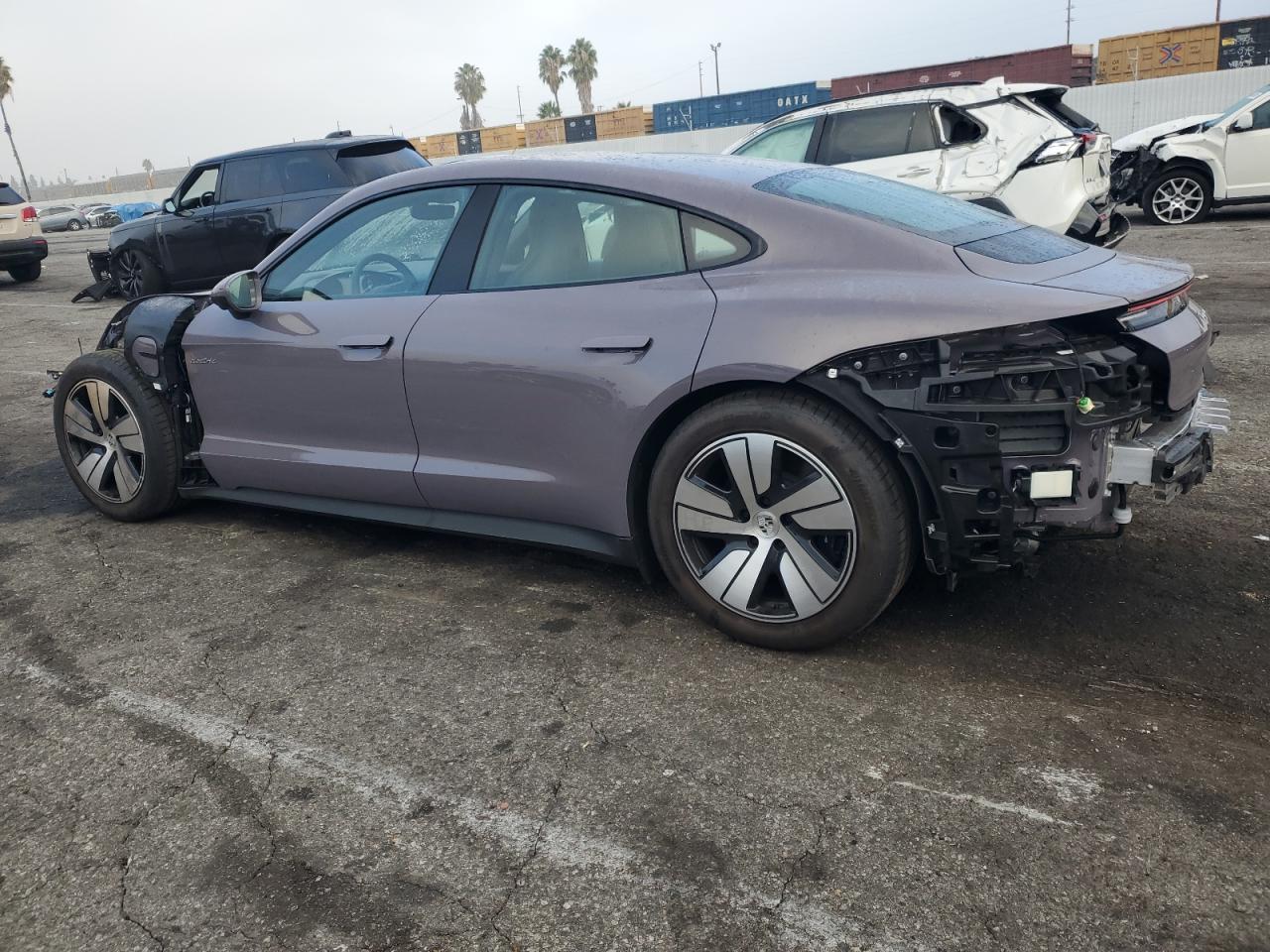 2025 Porsche Taycan Base - Фото 2