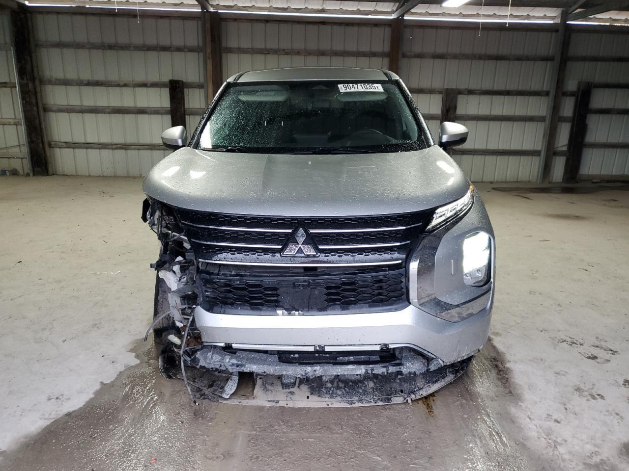 2024 Mitsubishi Outlander Es - Image 5