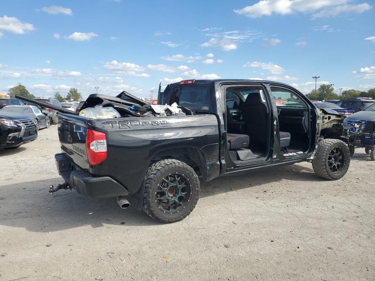 2015 Toyota Tundra Crewmax Sr5 - Image 3