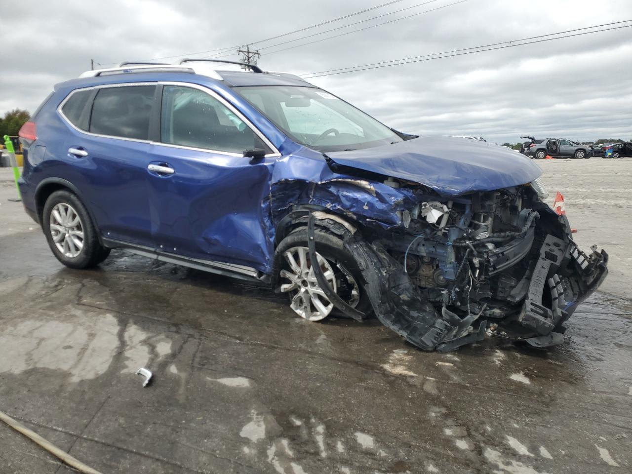 2017 Nissan Rogue S - Image 4