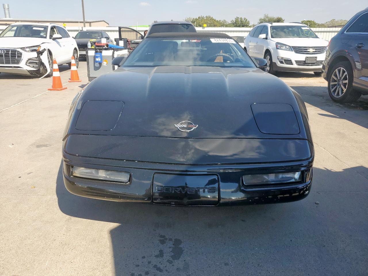 1988 Chevrolet Corvette - Фото 5