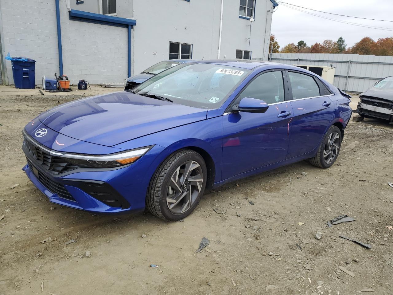 2025 Hyundai Elantra Sel