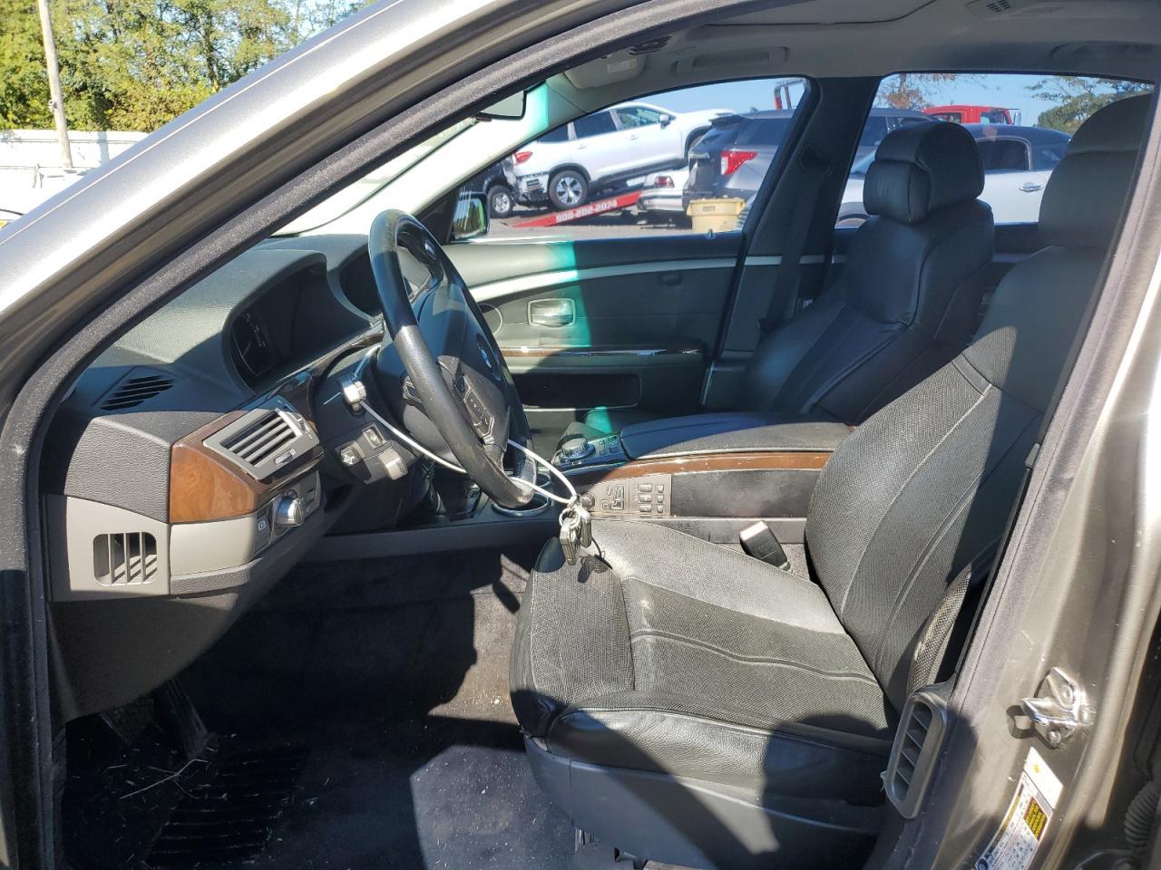 2007 BMW 750 - Image 7