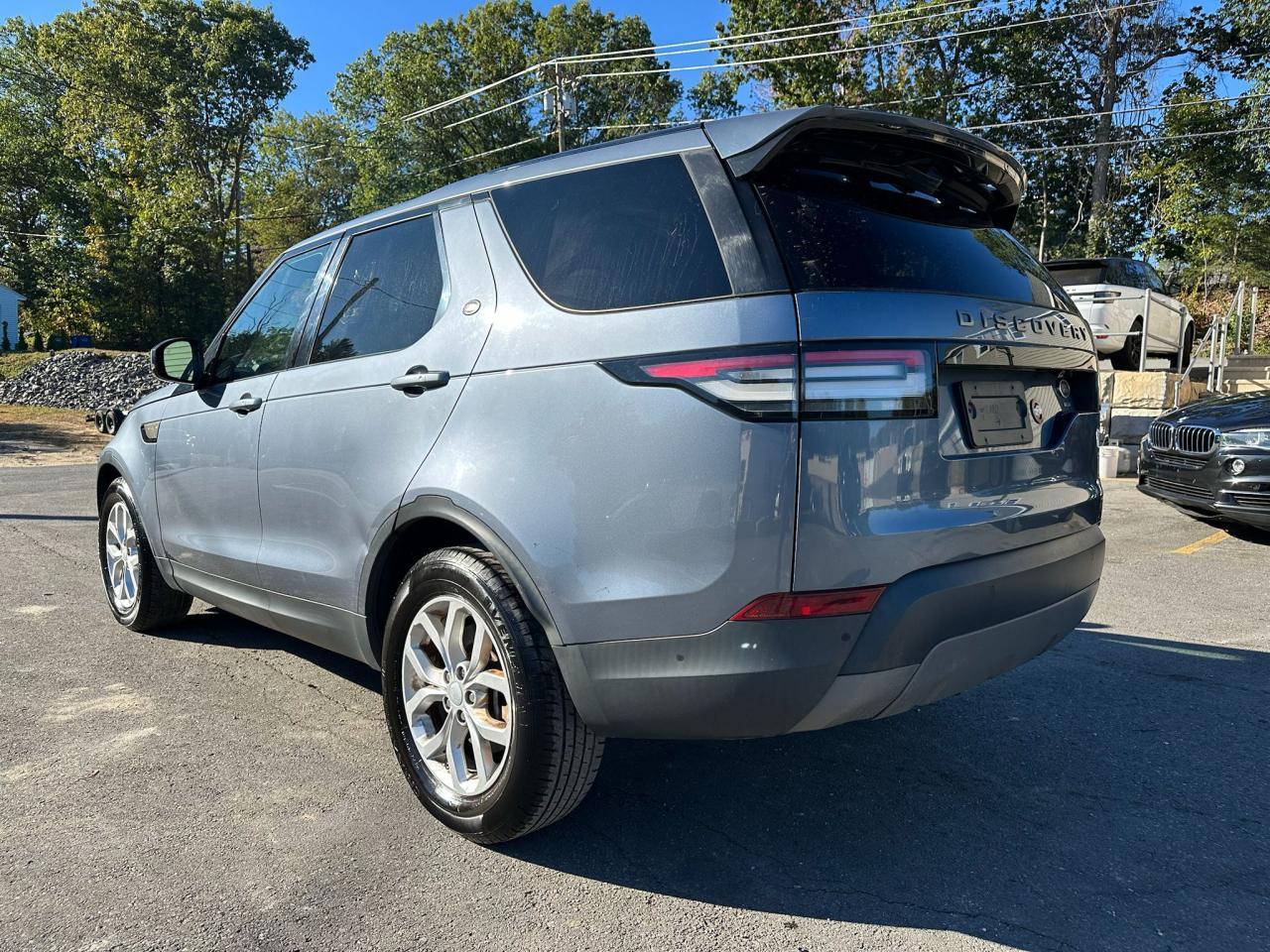 2020 Land Rover Discovery Se - Фото 2
