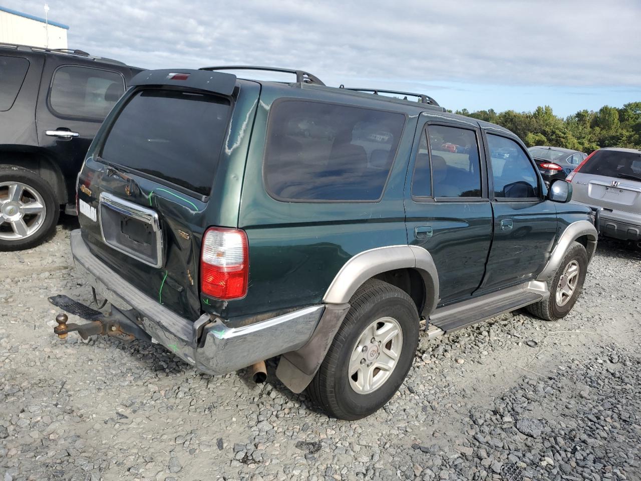 2002 Toyota 4Runner Sr5 - Image 3