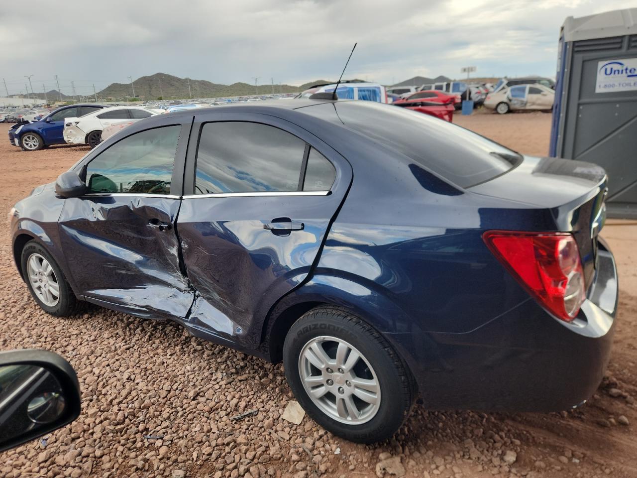 2015 Chevrolet Sonic Lt - Фото 2
