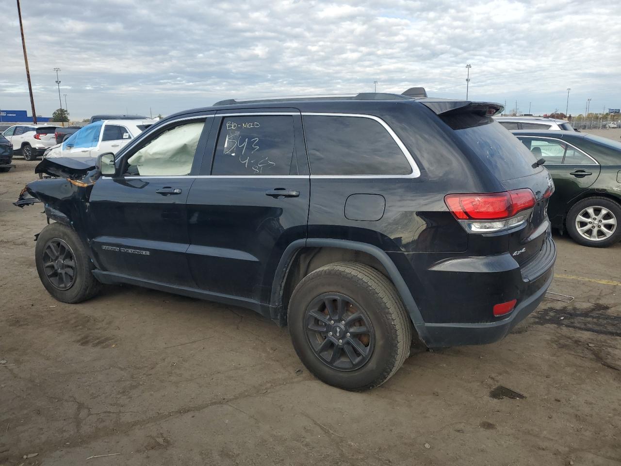 2020 Jeep Grand Cherokee Laredo - Image 2