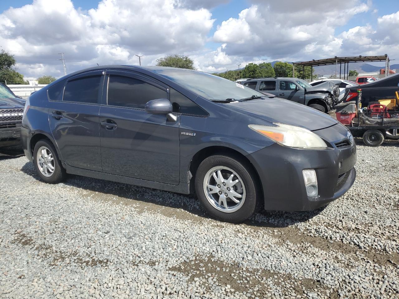 2010 Toyota Prius - Фото 4
