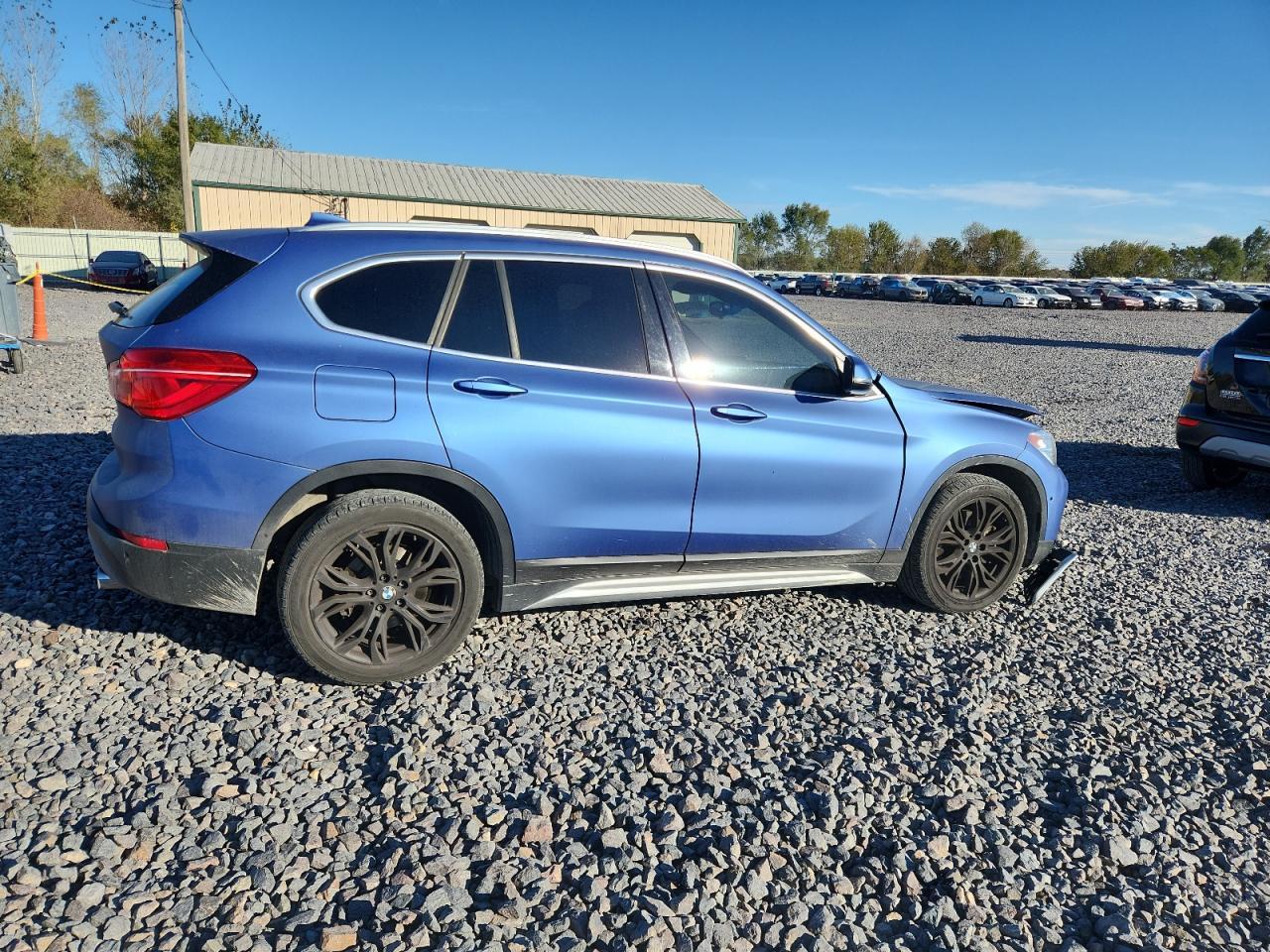 2018 BMW X1 xDrive28I - Фото 3