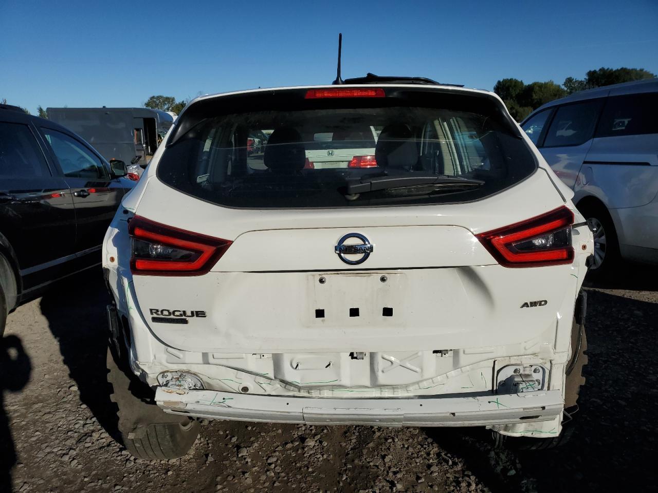 2021 Nissan Rogue Sport S - Фото 6