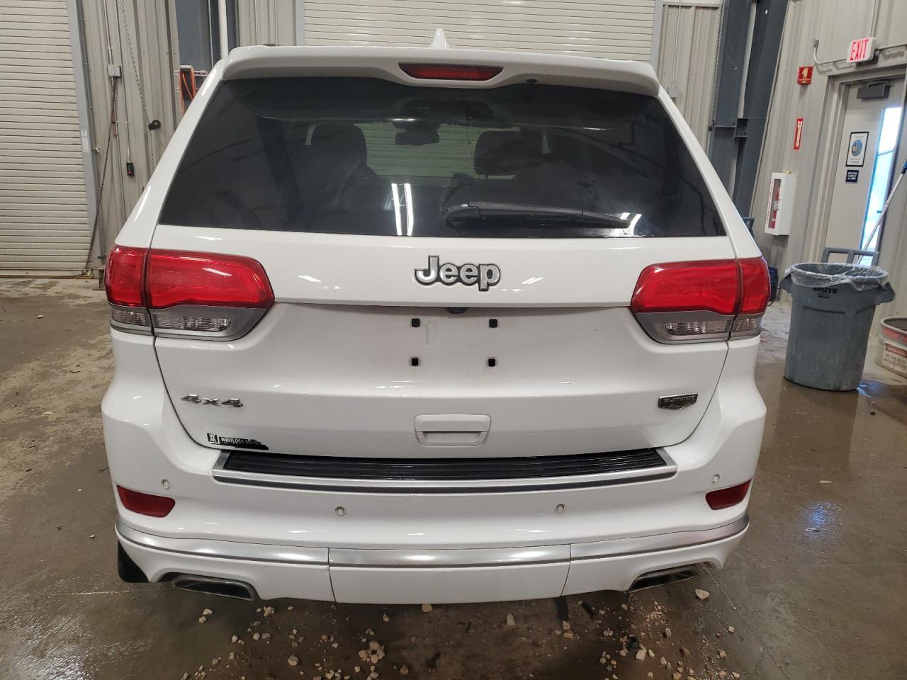 2015 Jeep Grand Cherokee Summit - Image 6