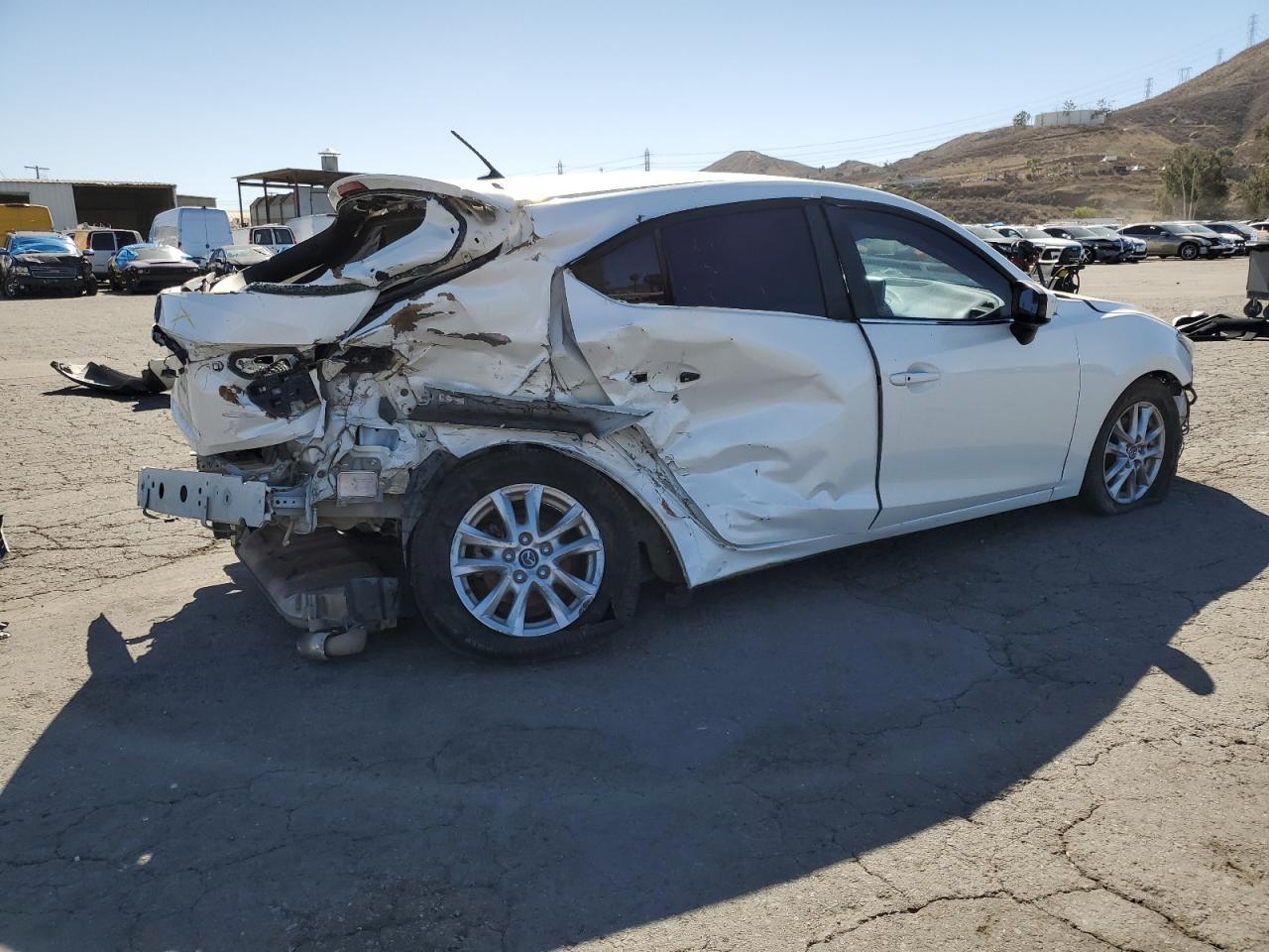 2015 Mazda 3 Touring - Image 3
