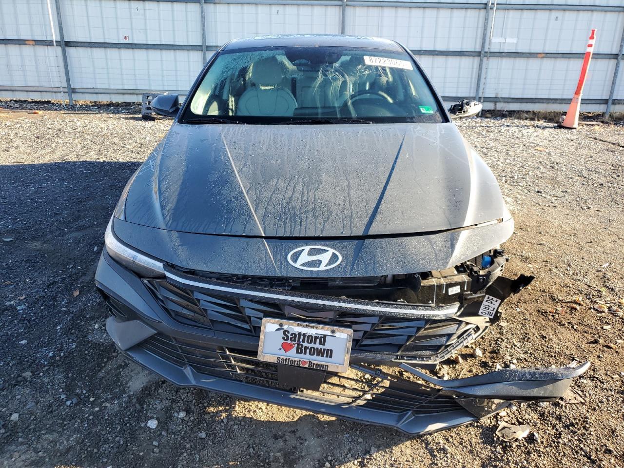 2025 Hyundai Elantra Limited - Image 5