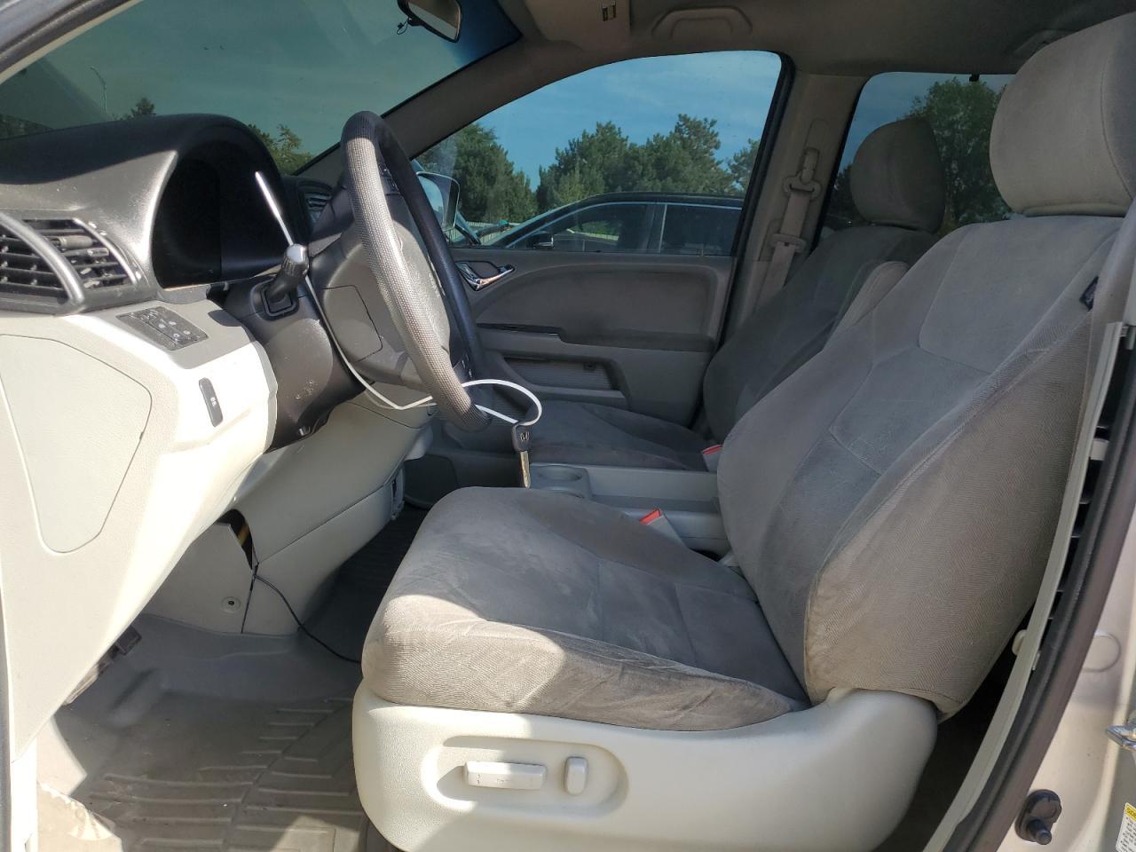 2009 Honda Odyssey - Image 7