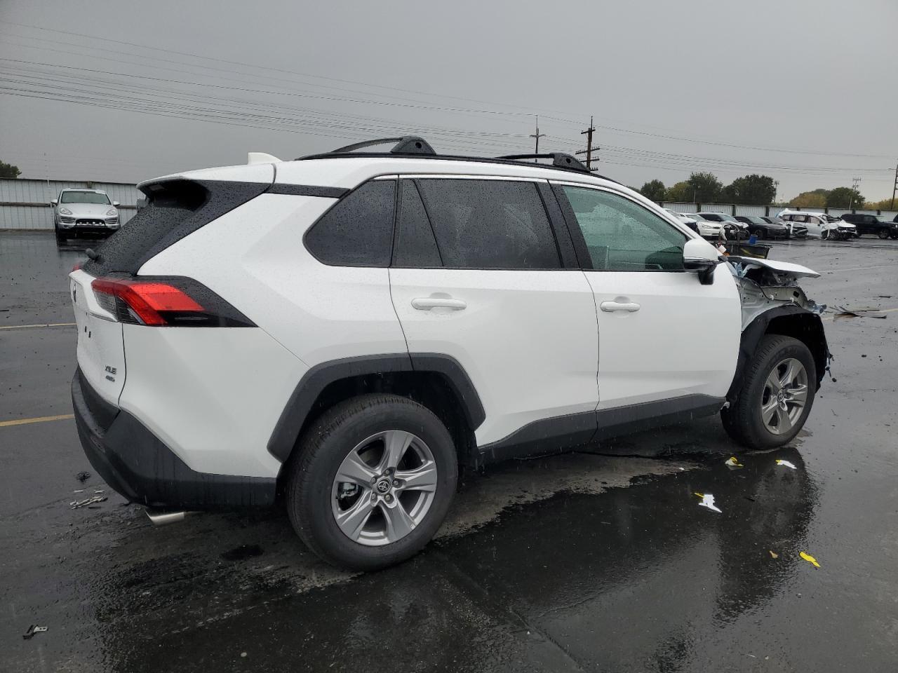 2025 Toyota Rav4 Xle - Image 3