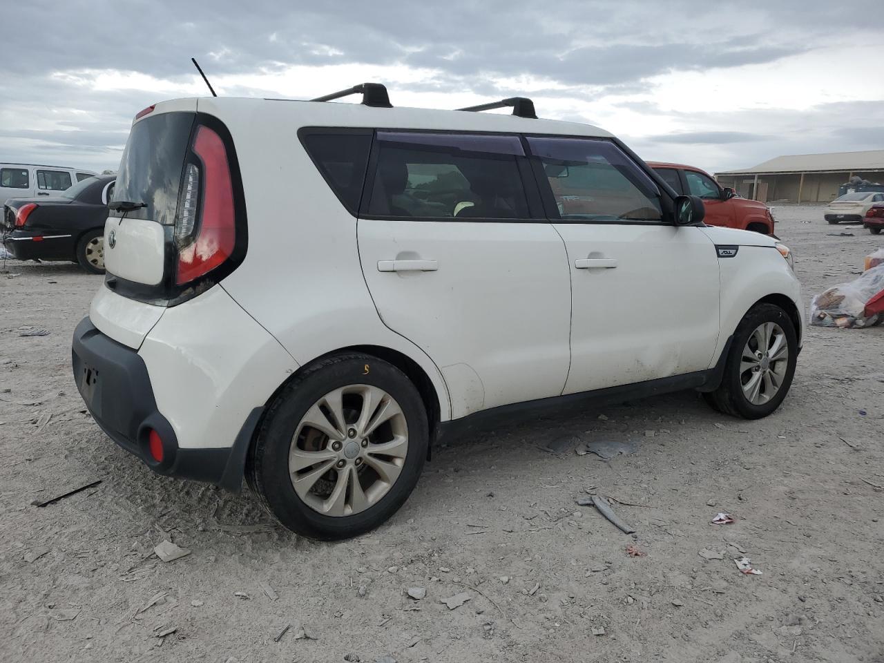 2015 Kia Soul + - Image 3