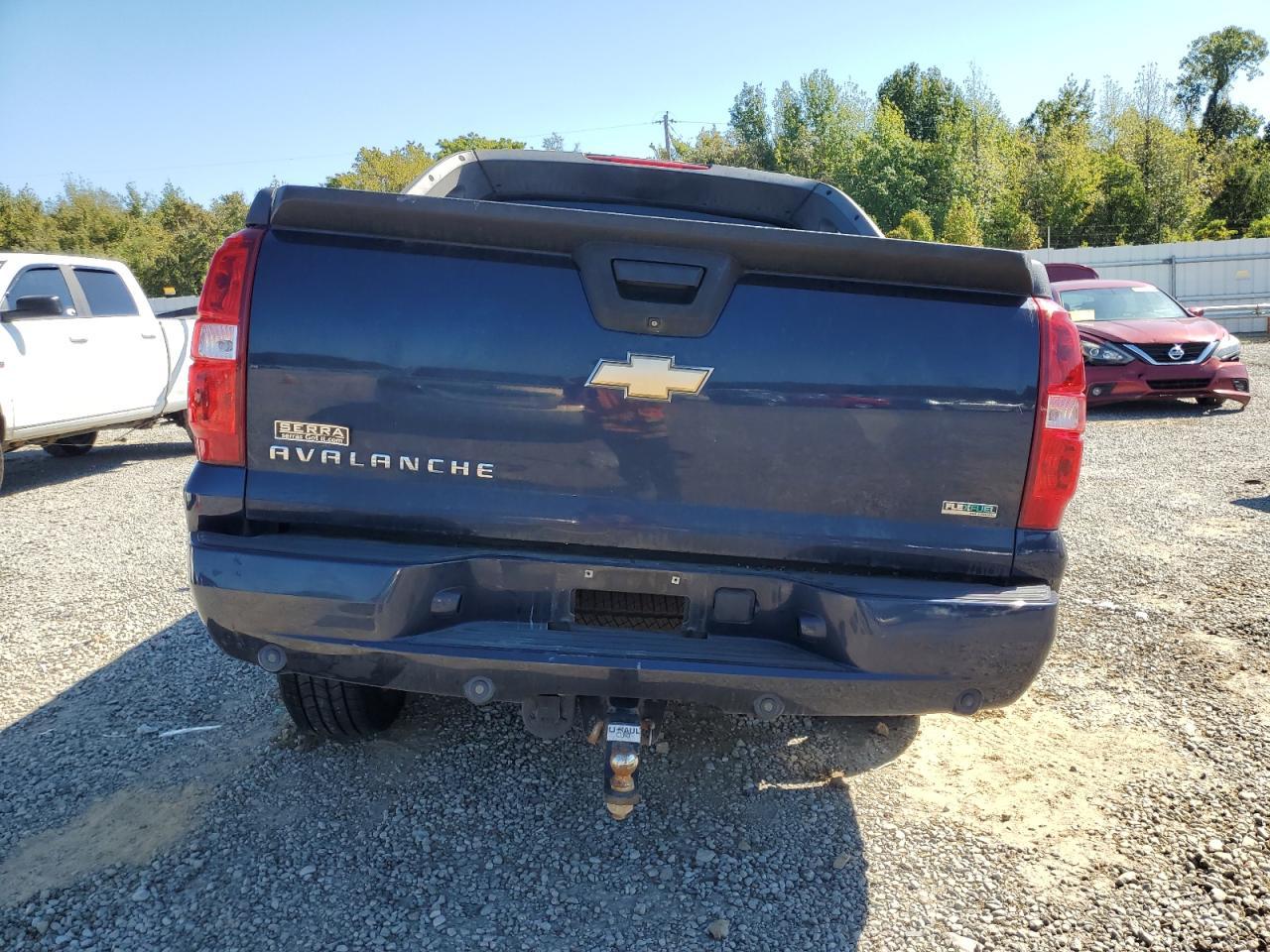 2011 Chevrolet Avalanche Lt - Фото 6