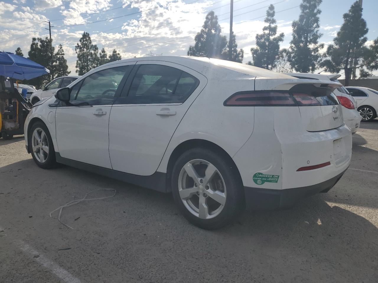 2014 Chevrolet Volt - Фото 2