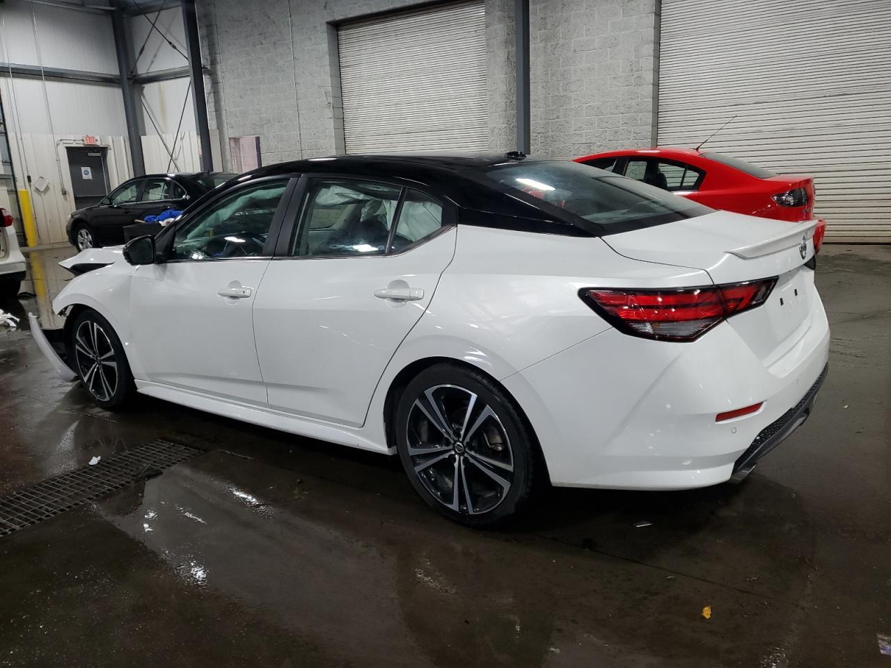 2020 Nissan Sentra Sr - Image 2