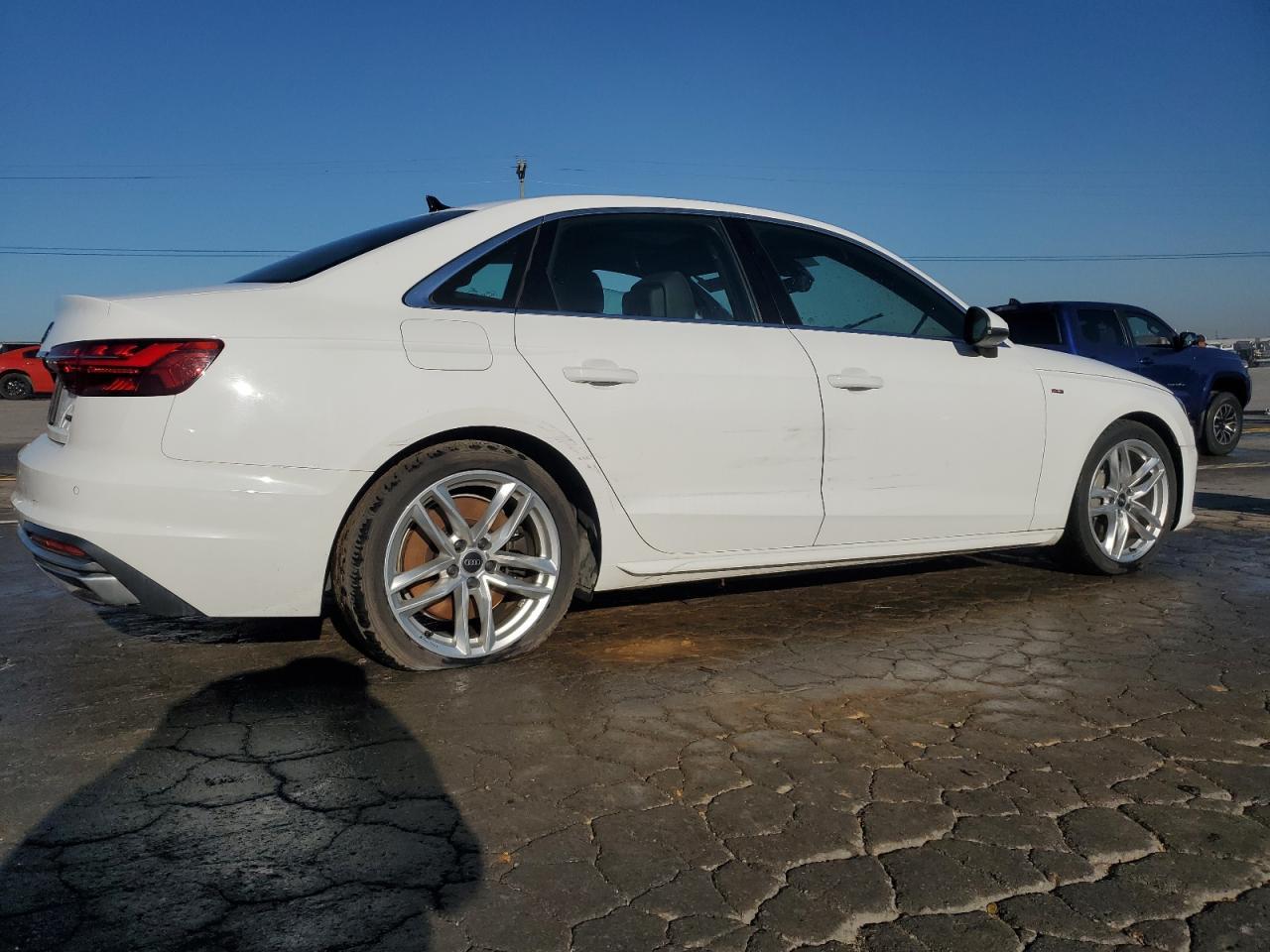 2023 Audi A4 Premium 45 - Фото 3