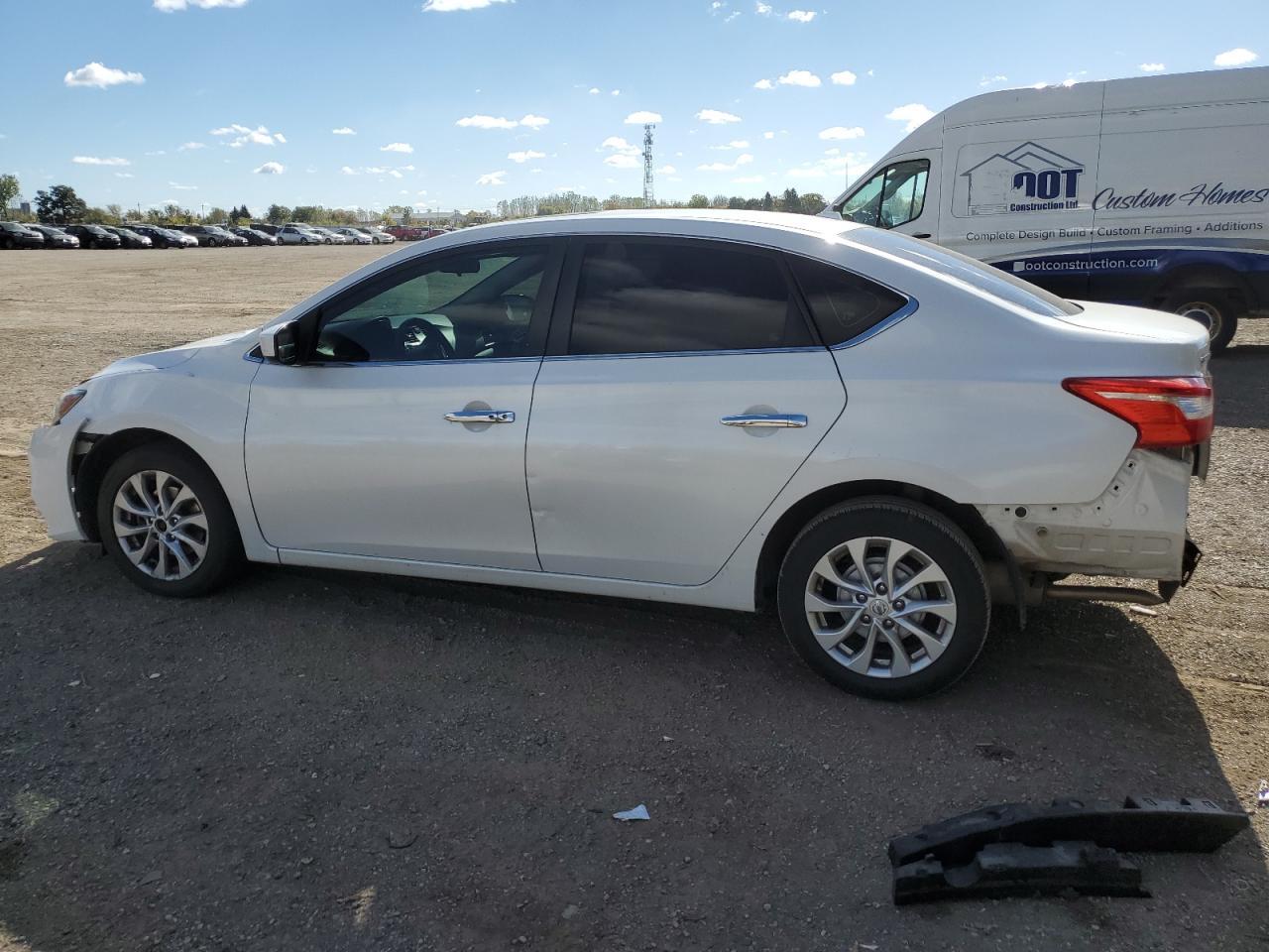 2018 Nissan Sentra S - Фото 2