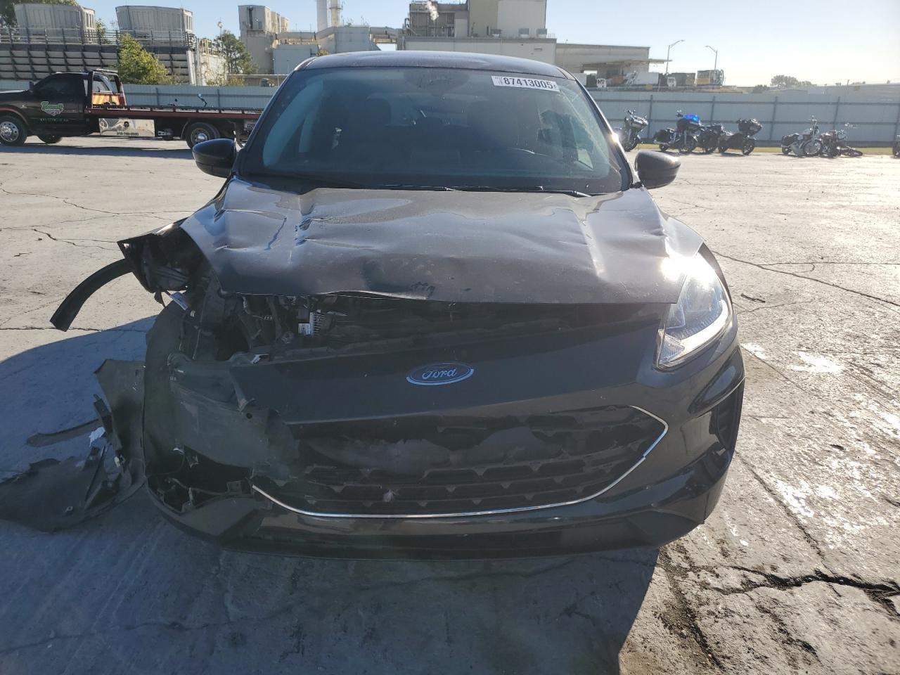 2021 Ford Escape Se - Фото 5