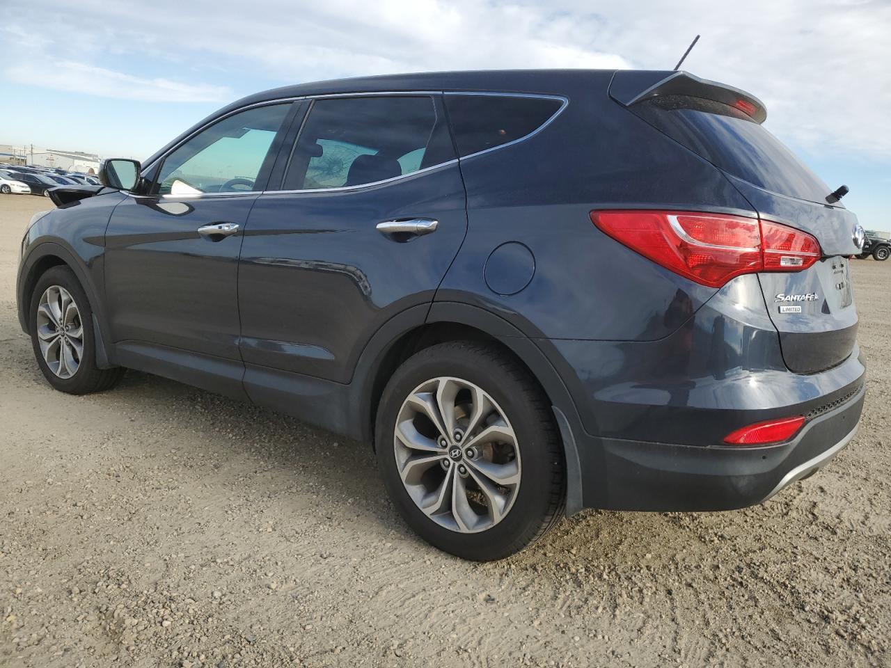 2013 Hyundai Santa Fe Sport 2.0T - Image 2