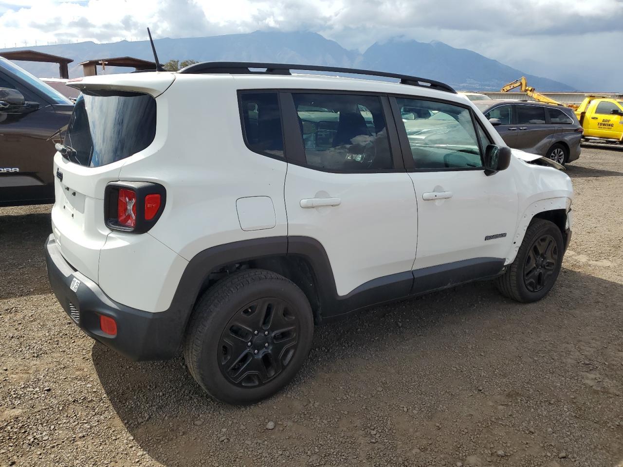 2018 Jeep Renegade Sport - Image 3
