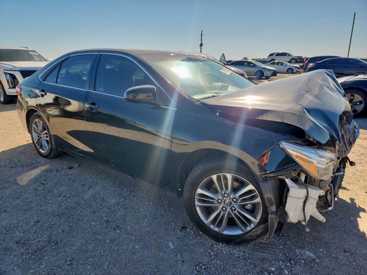 2017 Toyota Camry Le - Image 4