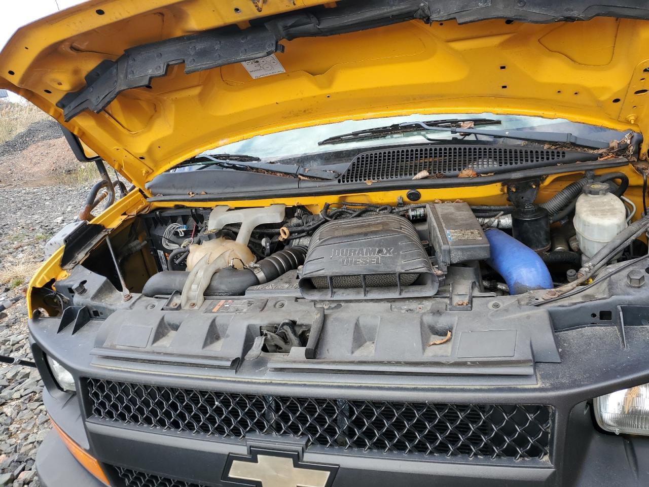 2012 Chevrolet Express G4 - School Bus - Image 7