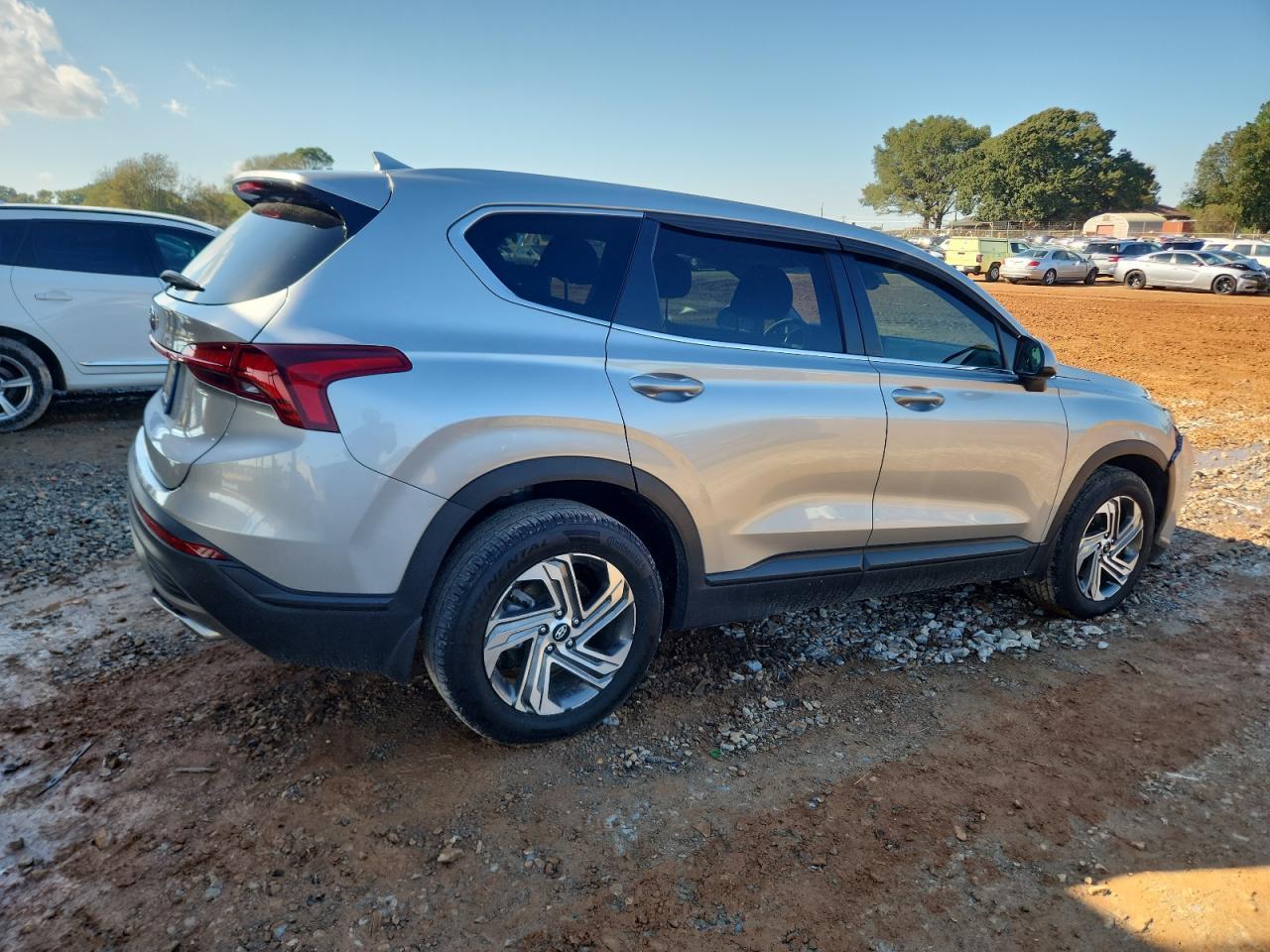 2021 Hyundai Santa Fe Se - Фото 3
