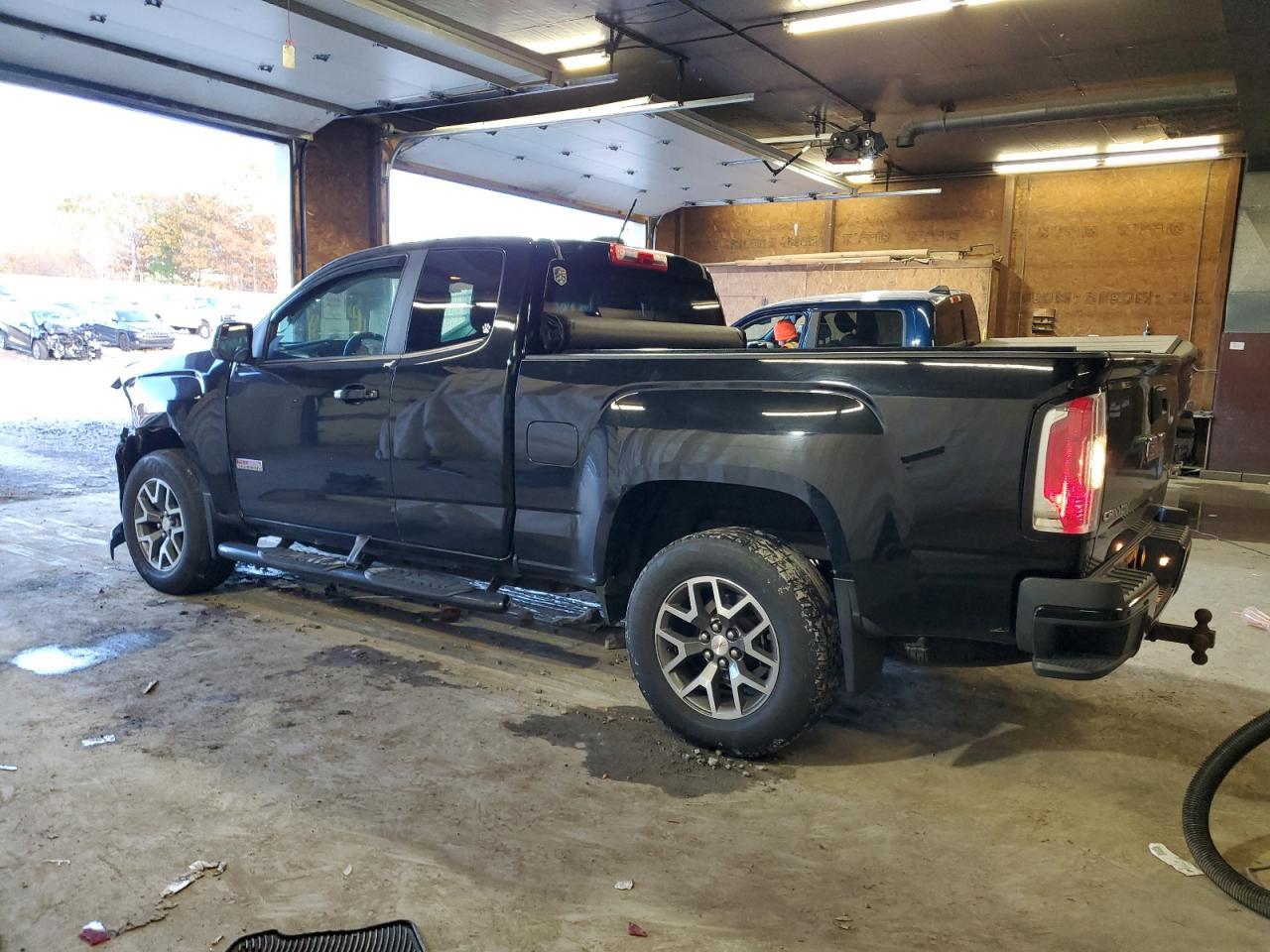 2015 GMC Canyon Sle - Image 2