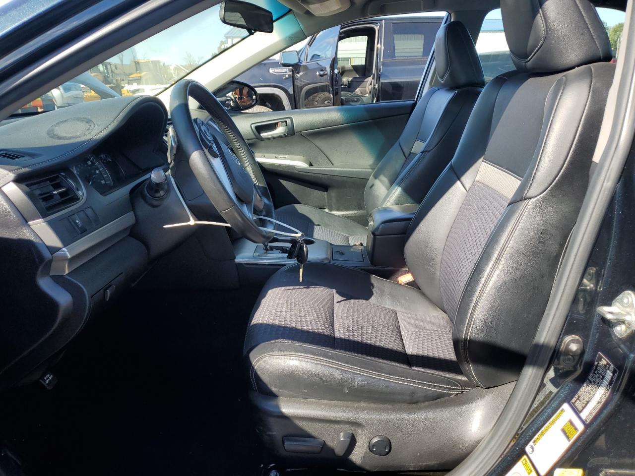 2014 Toyota Camry L - Фото 7