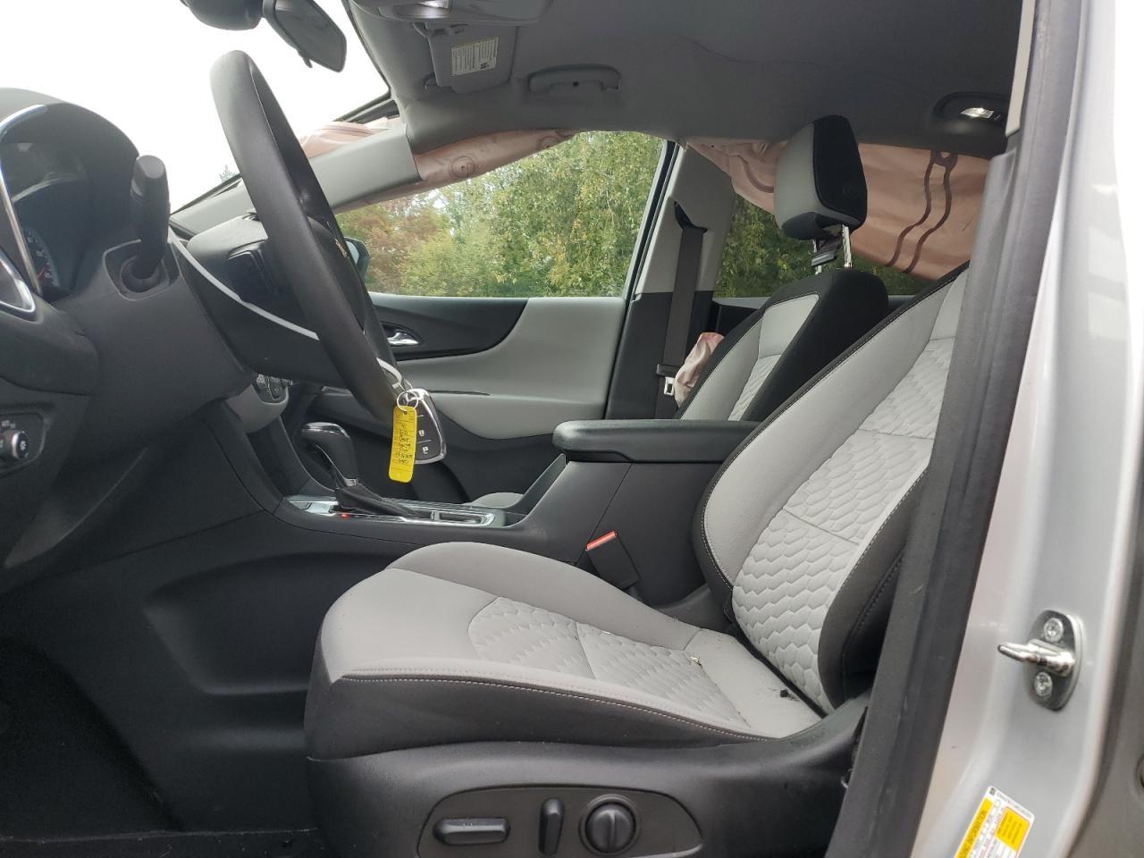 2021 Chevrolet Equinox Ls - Image 7