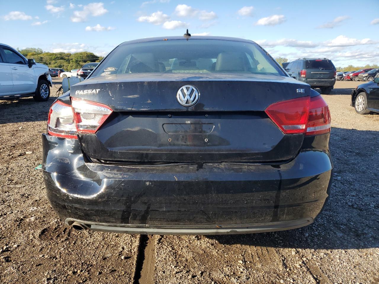 2013 Volkswagen Passat - Image 6