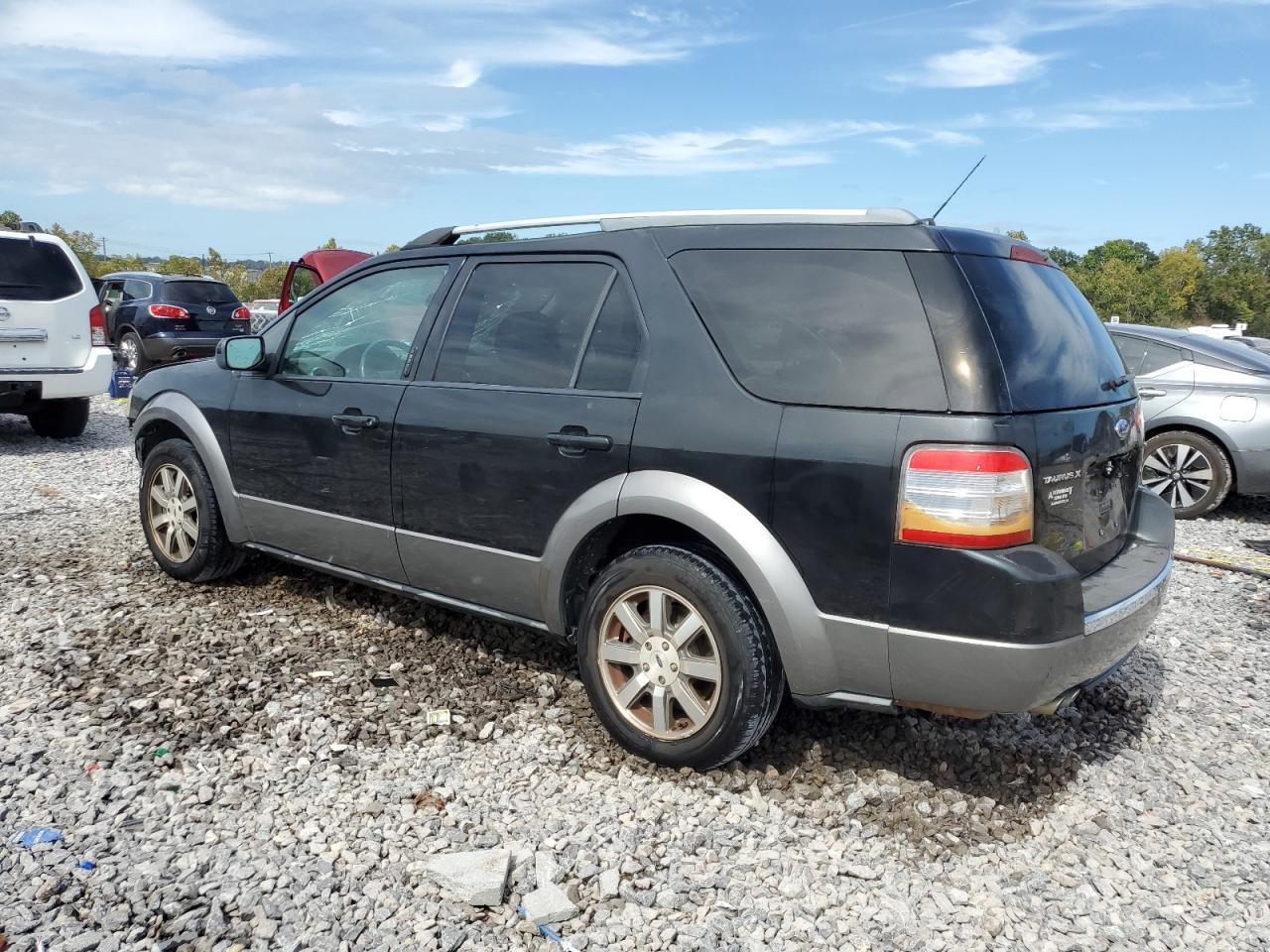 2009 Ford Taurus X Sel - Image 2