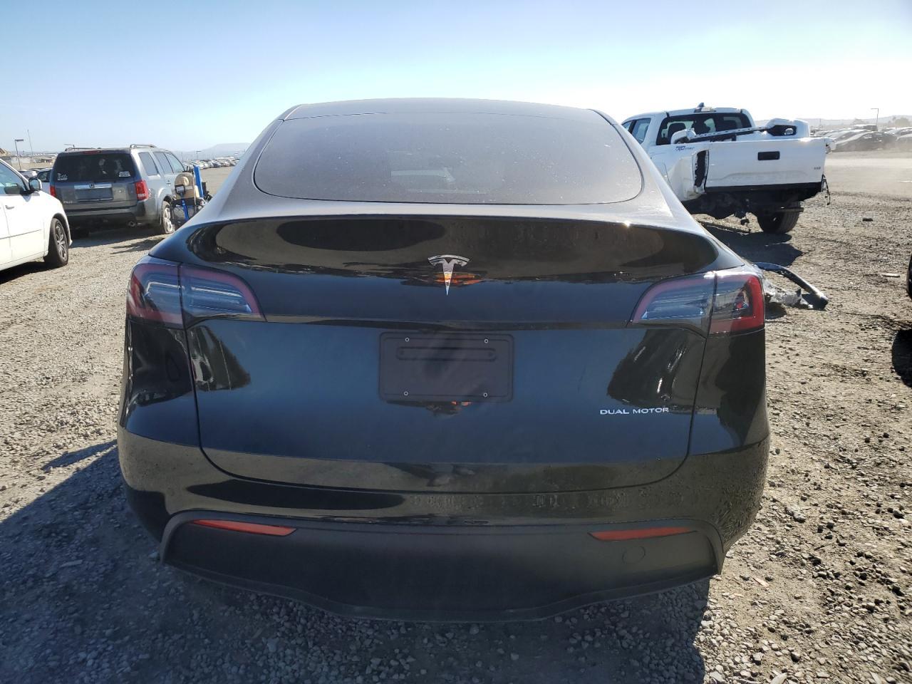 2024 Tesla Model Y - Фото 6