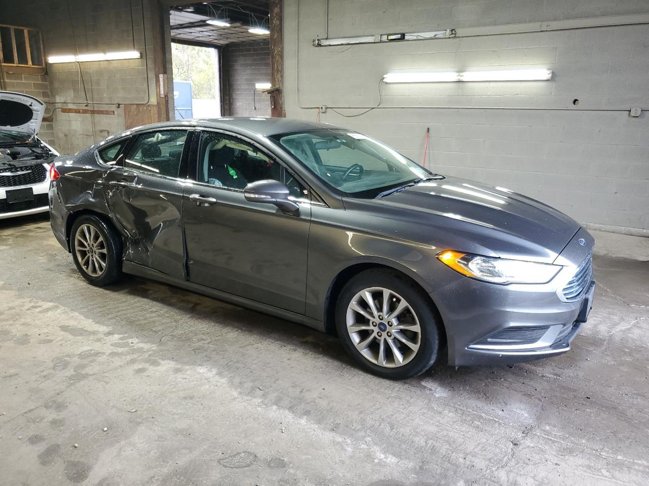 2017 Ford Fusion Se - Image 4