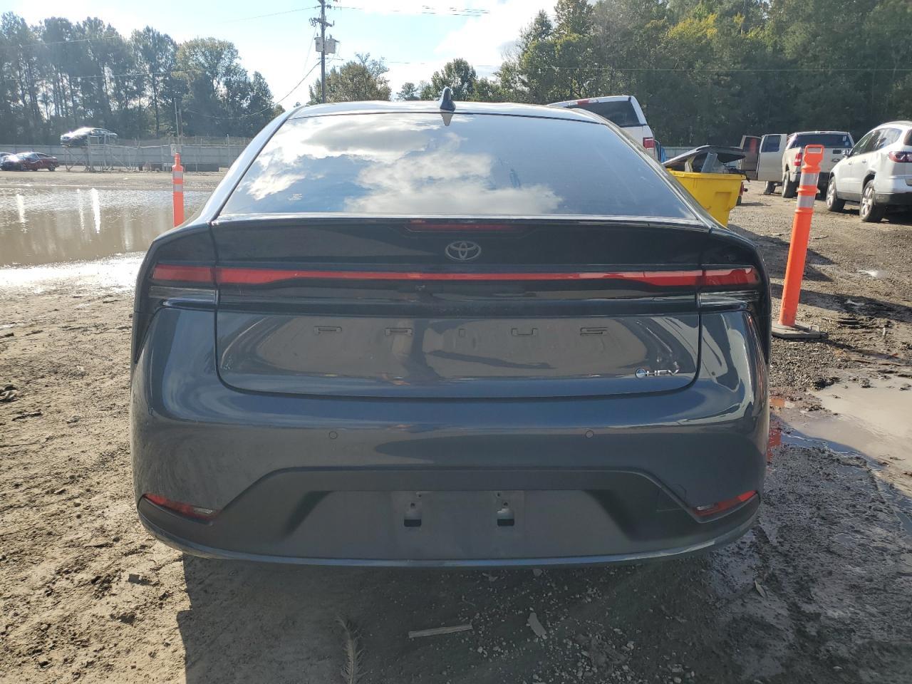 2024 Toyota Prius Le - Фото 6