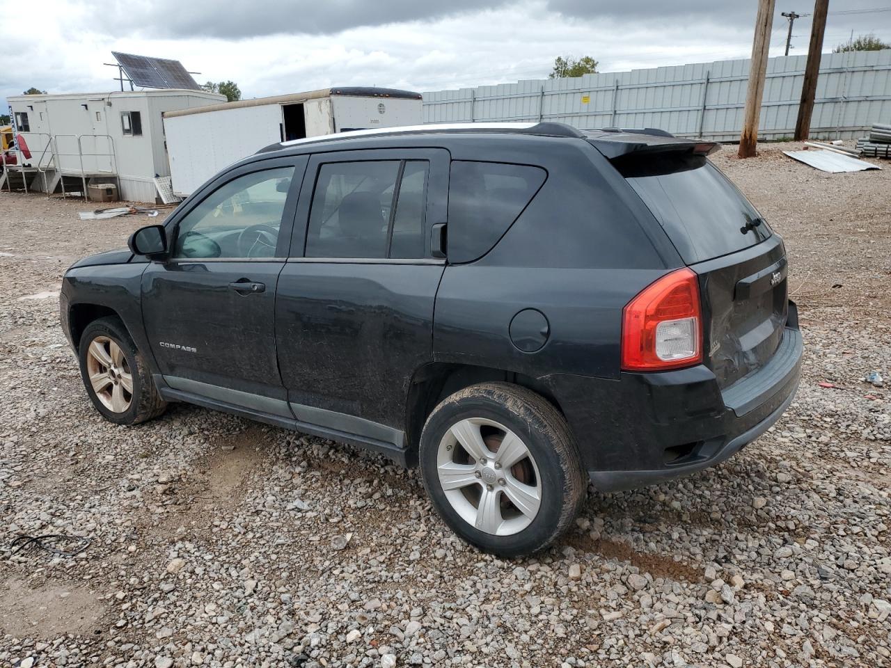 2011 Jeep Compass - Фото 2