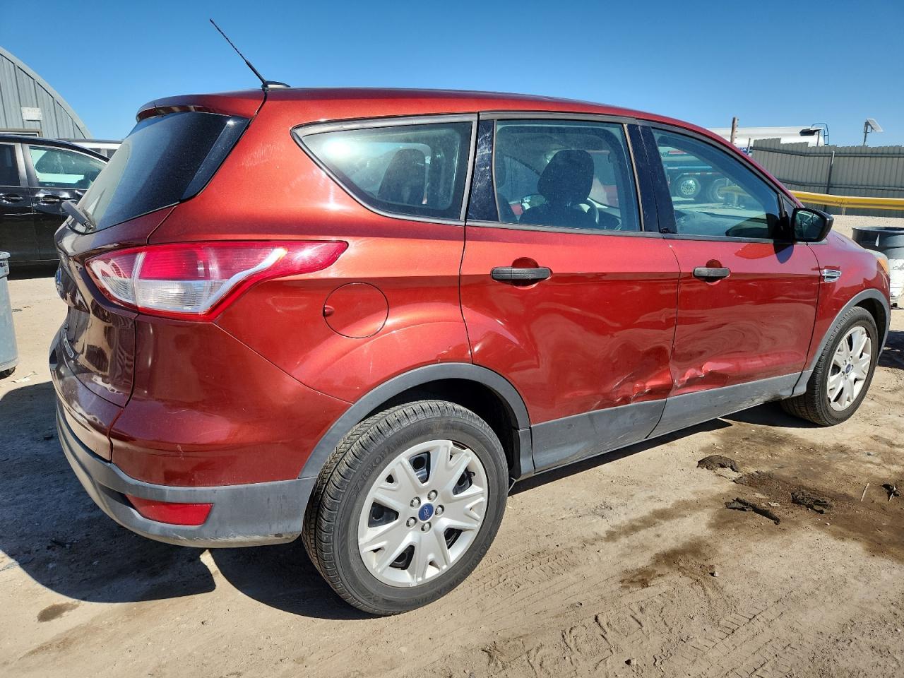 2015 Ford Escape S - Фото 3