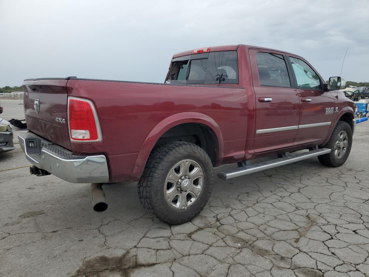 2018 Ram 3500 Laramie - Фото 3