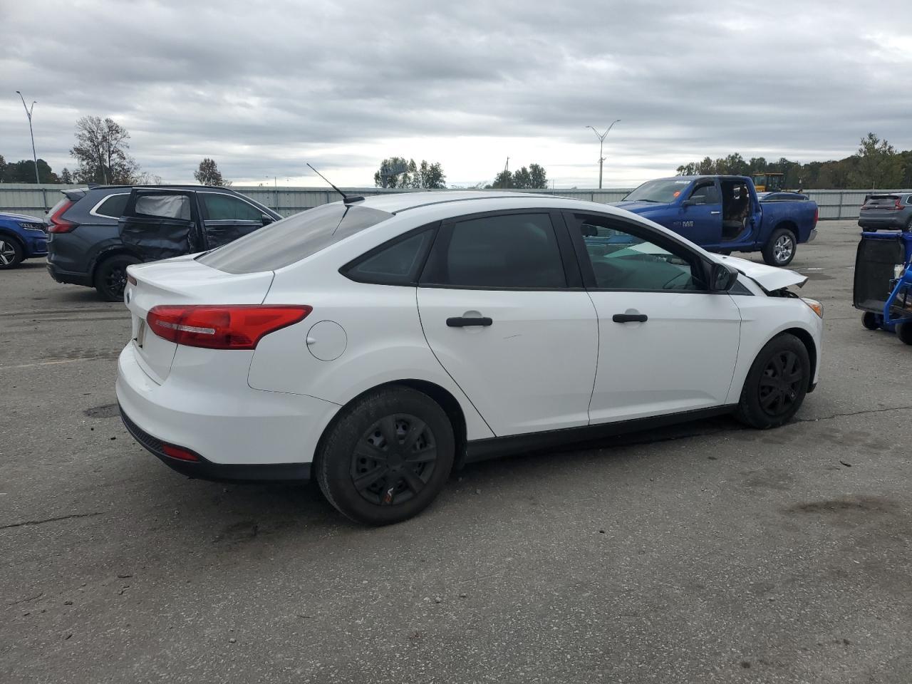 2018 Ford Focus S - Image 3