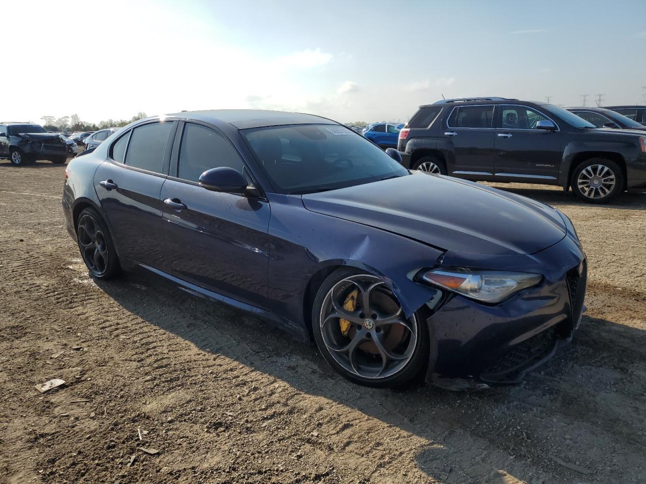 2018 Alfa Romeo Giulia - Image 4