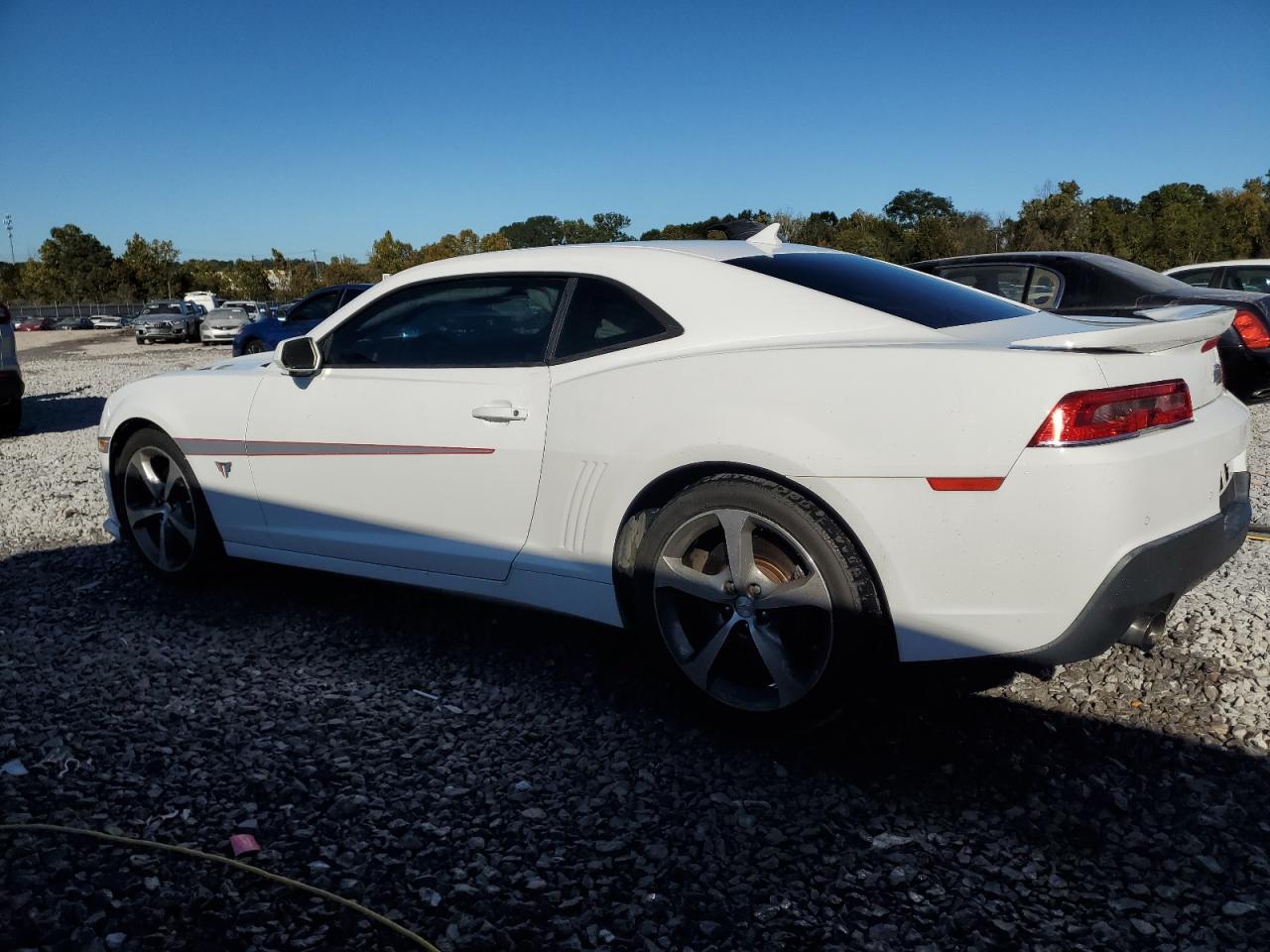 2015 Chevrolet Camaro 2Ss - Image 2