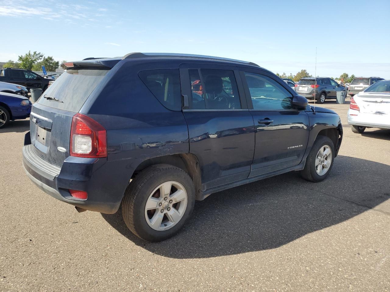 2014 Jeep Compass Latitude - Фото 3