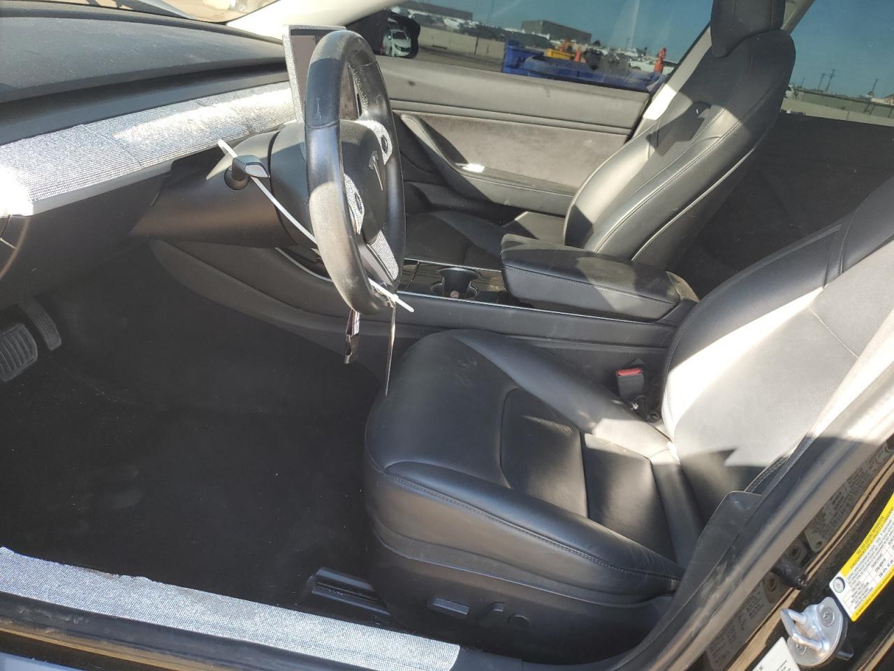 2019 Tesla Model 3 - Image 7