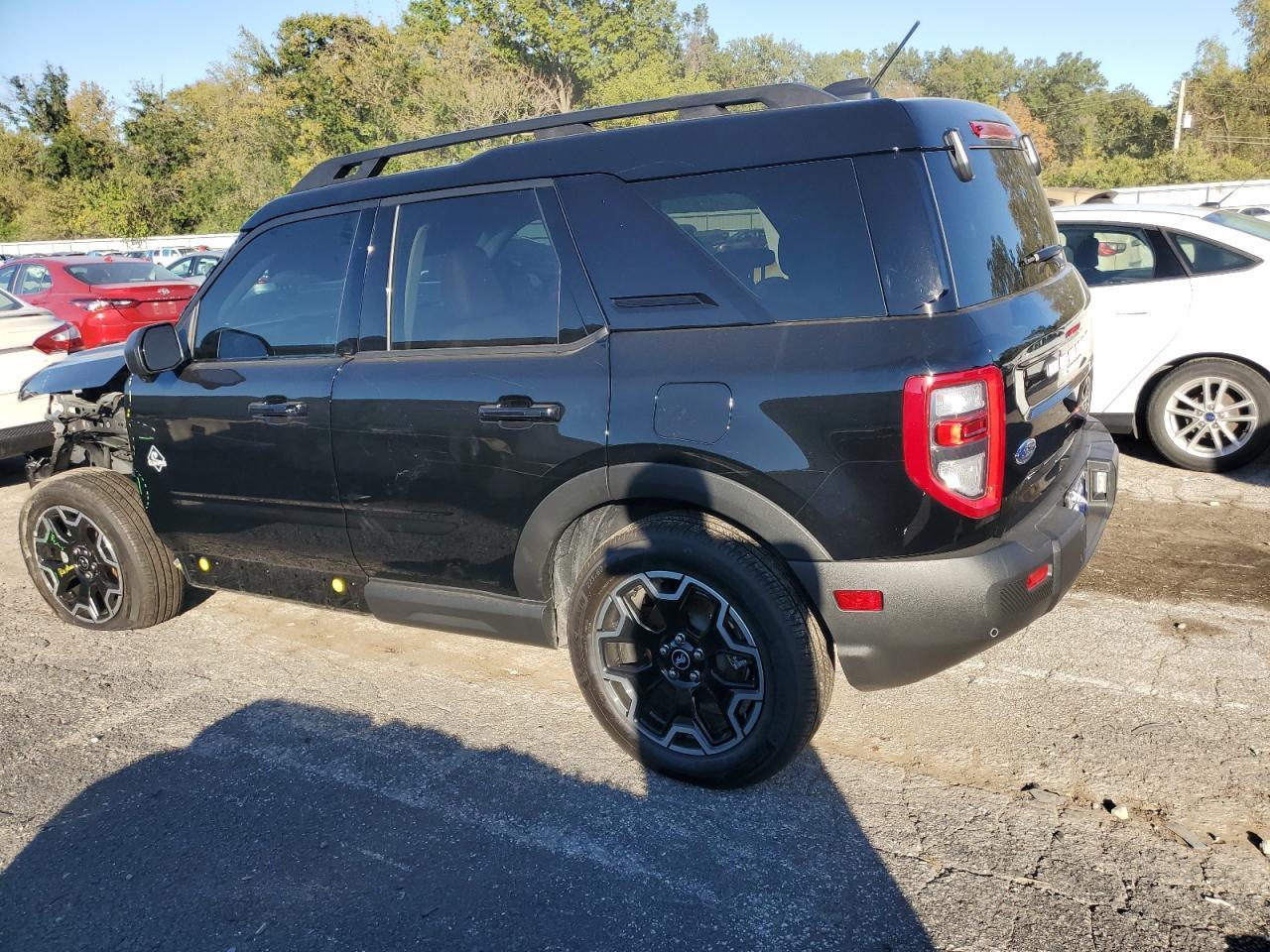 2025 Ford Bronco Sport Outer Banks - Фото 2